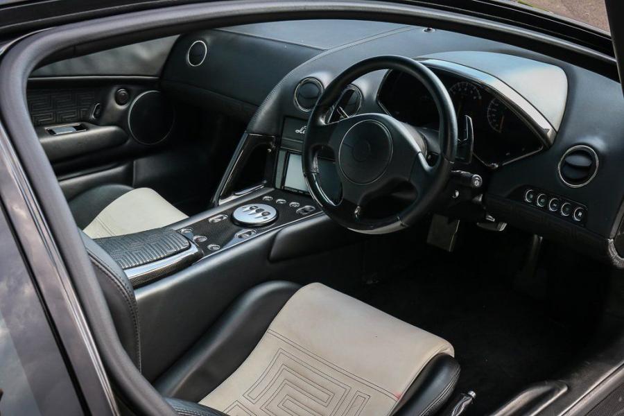 Интерьер Lamborghini Murcielago LP640 Versace 2006 года  (фото 12 из 26)